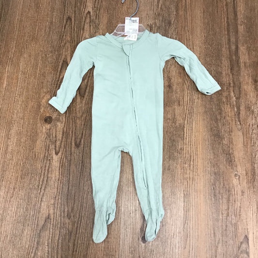 Kate Quinn Infant Size 0-3 Month Sleeper/Gown
