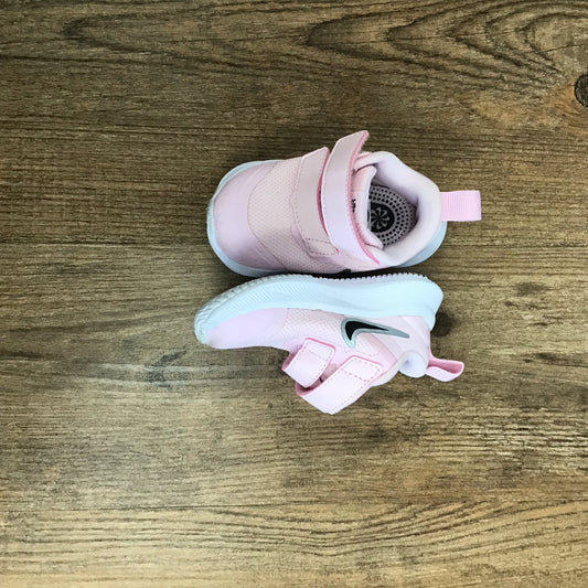 Nike Kids Shoe Sizes 3 Athletic Shoes