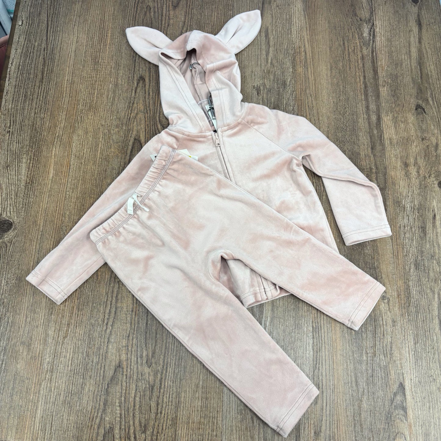 Tea Infant Size 18-24 Month Outfit 2 Piece