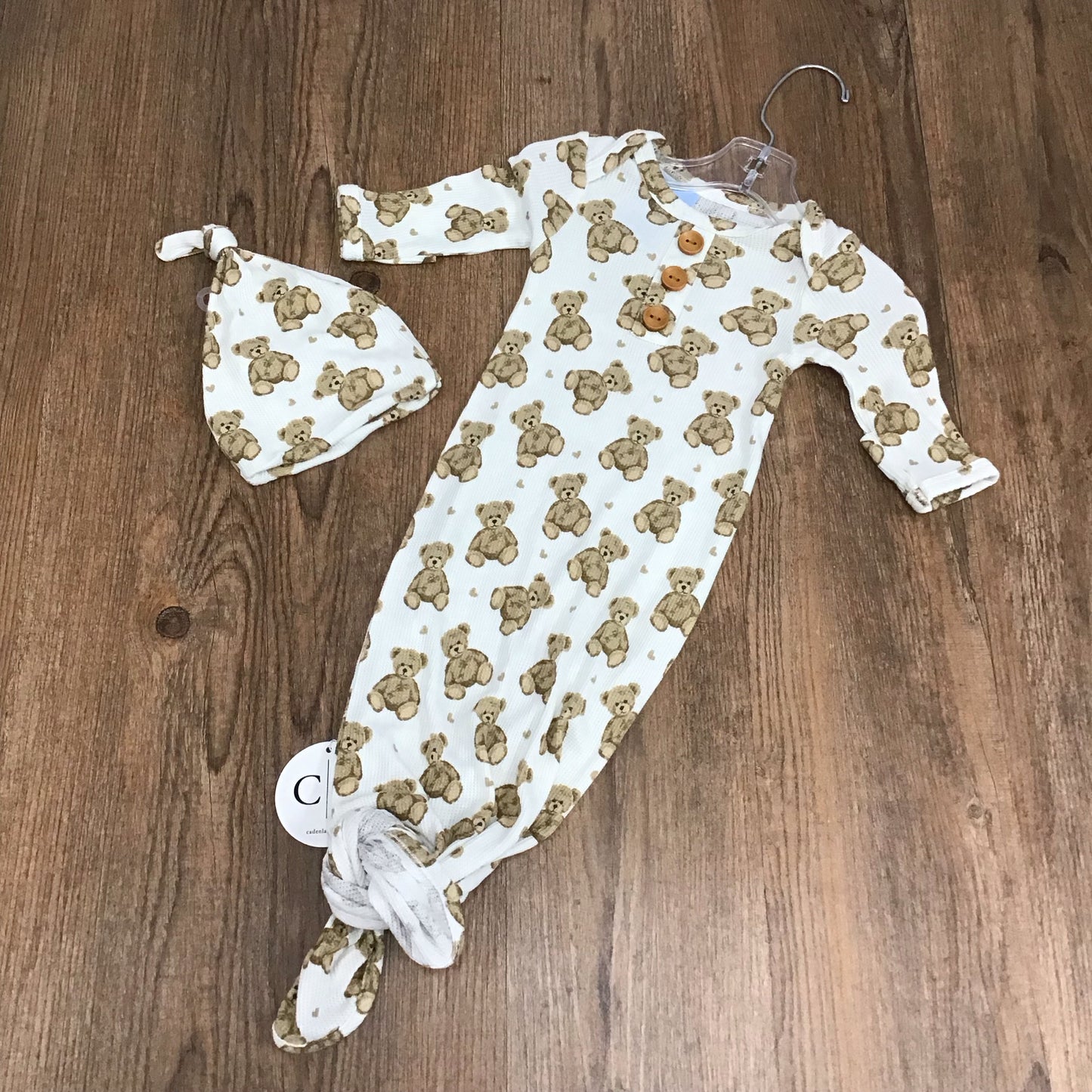 Caden Lane Infant Size 0-3 Month Sleeper/Gown With Hat