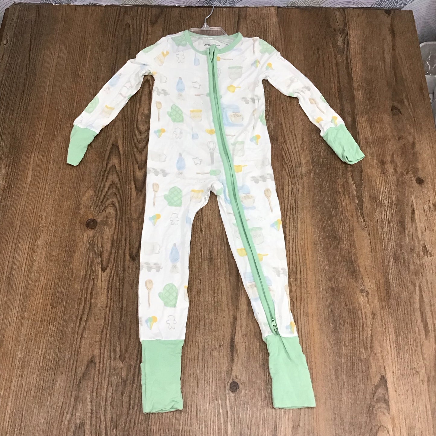 Angel Dear Infant Size 18-24 Month Sleeper/Gown