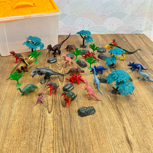 Assorted Dinos With Case DOES NOT SHIP