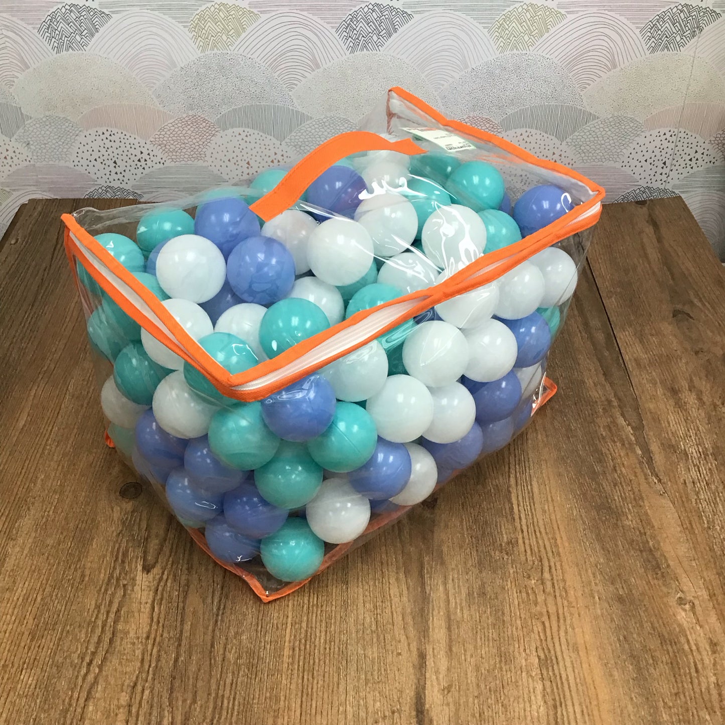 Play22 ballpit balls NEW