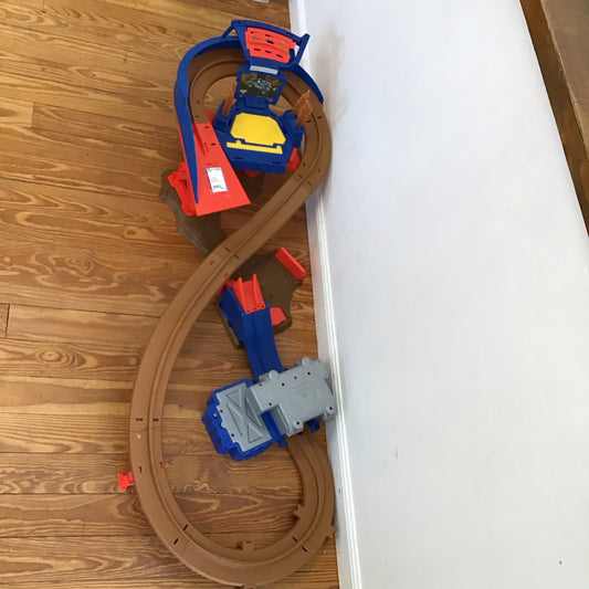 Hot wheels Supercharge Speedway track this item does NOT Ship