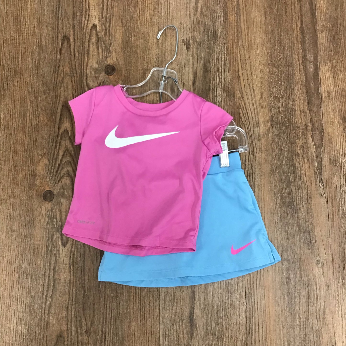 Infant Size 18 Month Nike Outfit 2 Piece