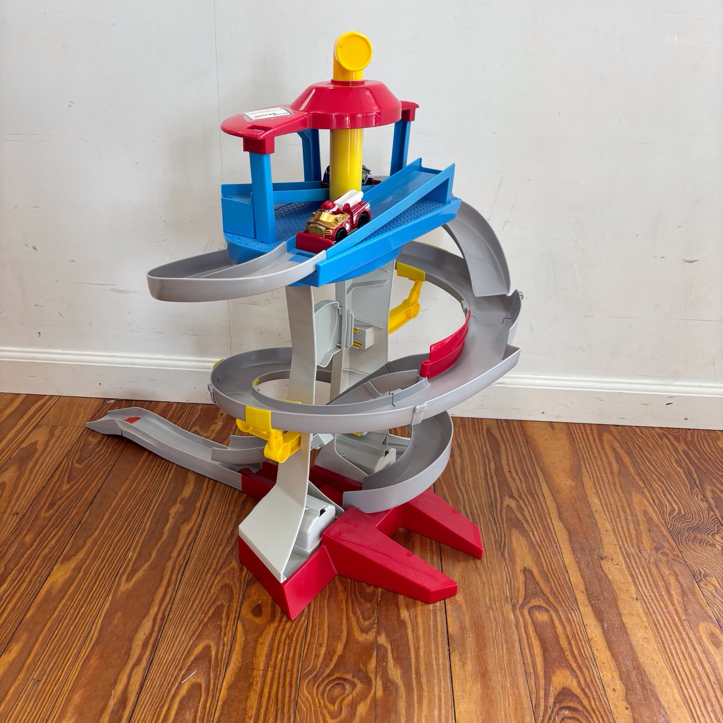 Paw Patrol Bay Lookout Tower Playset