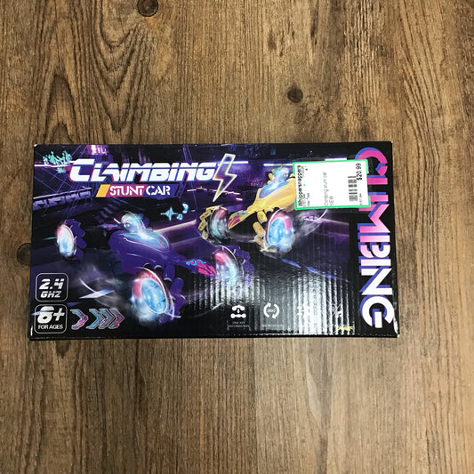 Climbing stunt car NEW