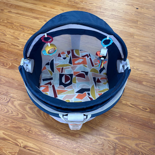 On the Go Baby Dome "Dosen't Ship" Local Pickup Only