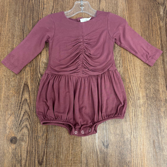 Kate Quinn Infant Size 6-12 Month Romper