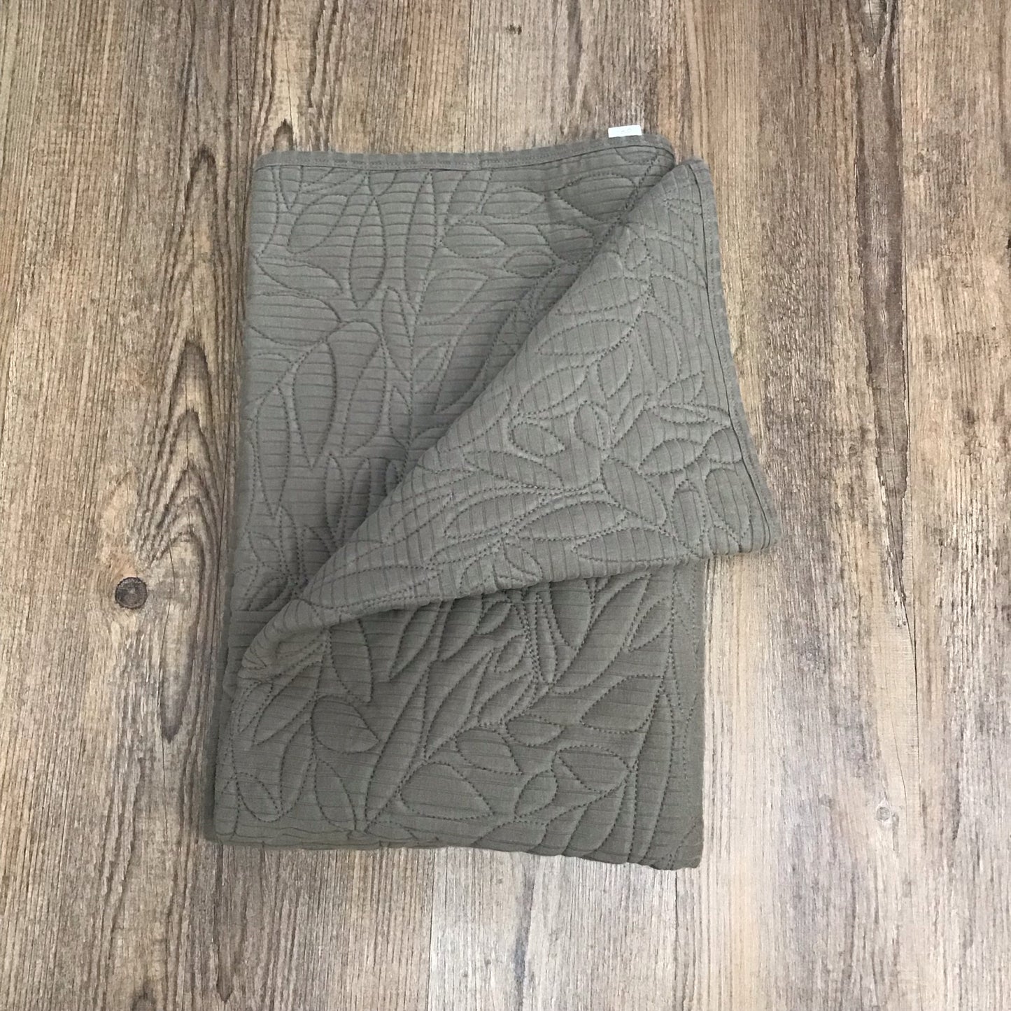 Kate Quinn Organic Cotton Quilt