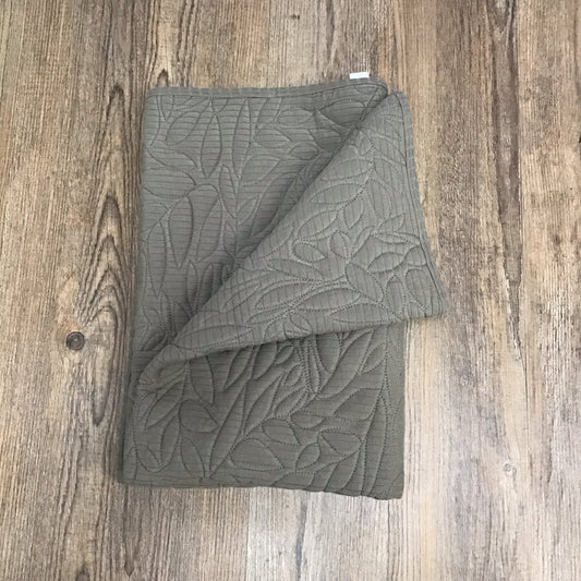 Kate Quinn Organic Cotton Quilt