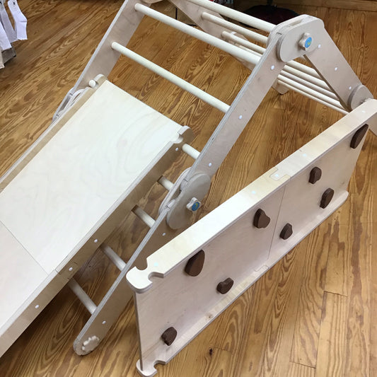 Happy Moon Pikler Triangle - This Item Does NOT ship