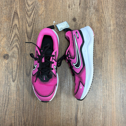 Nike Athletic Shoes Size 4.5 Youth