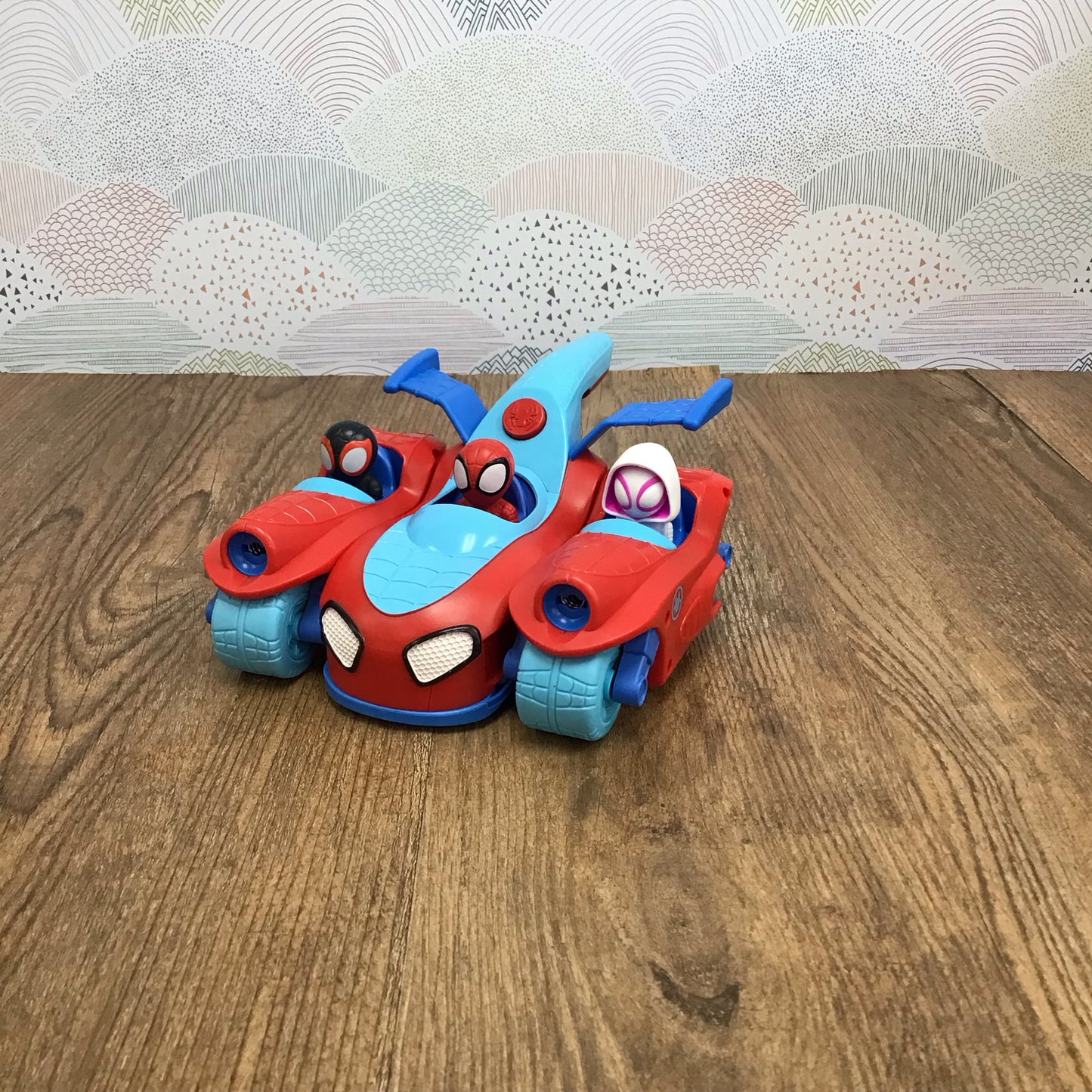 Spidey & Friends Slit Racer