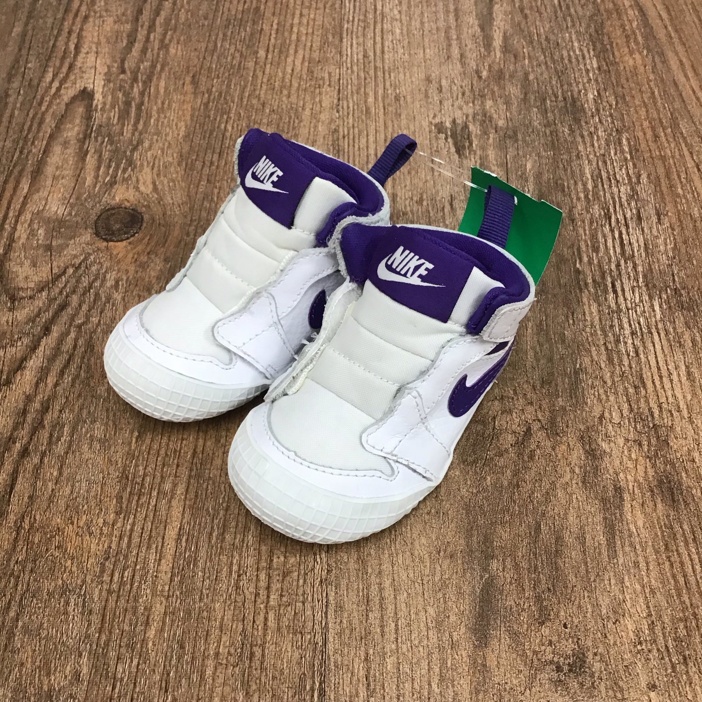 Nike Shoe Size 5c Purple White Shoes