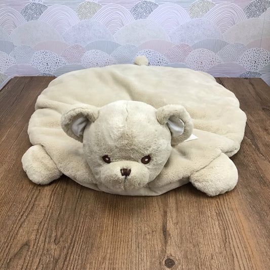 Edgehill collection bear. This item does NOT ship