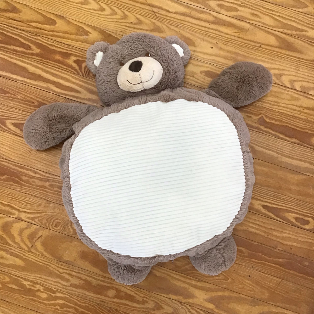 Bear Baby mat - This Item Does NOT Ship
