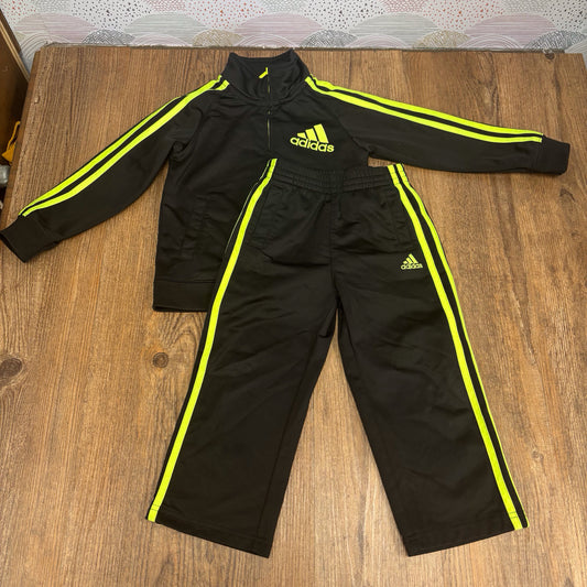 Adidas Kids Size 3T Two Piece Outfit