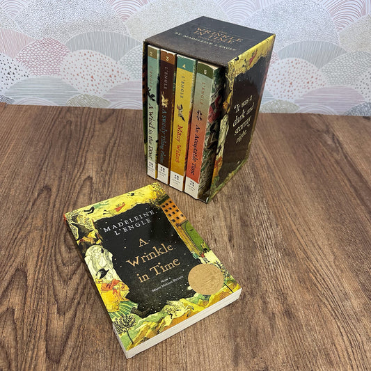 Books The Wrinkle In Time Set "Dosen't Ship" Local Pickup Only