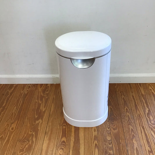 Munchkin Diaper Pail-this Item Does NOT ship