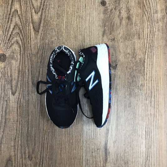 Kids Sizes 11 New Balance Athletic Shoes